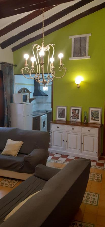 Suite La Plaza Letur Exterior photo